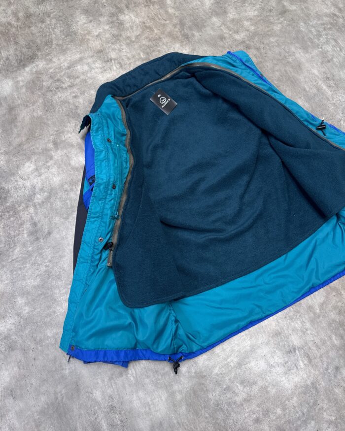 Apc 4992