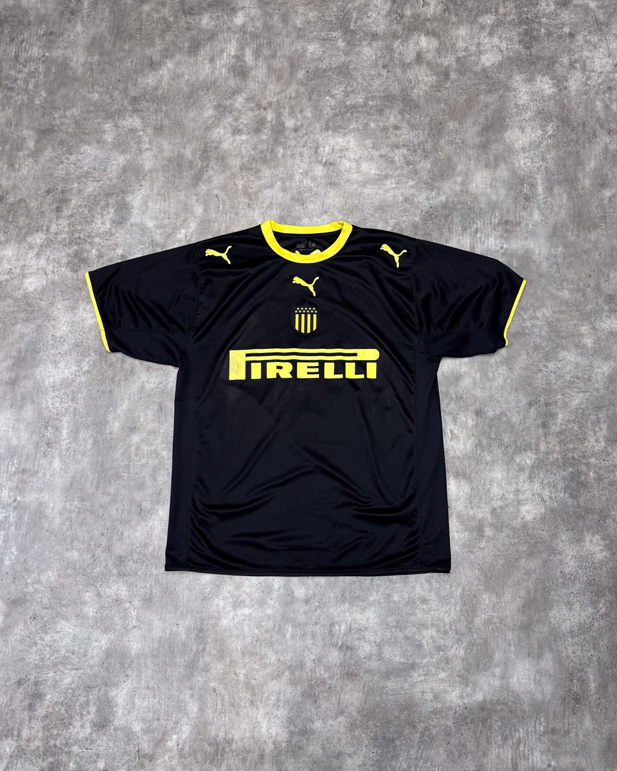 Casaca Peñarol Puma 2006, utileria dorsal 9 Gugliemone