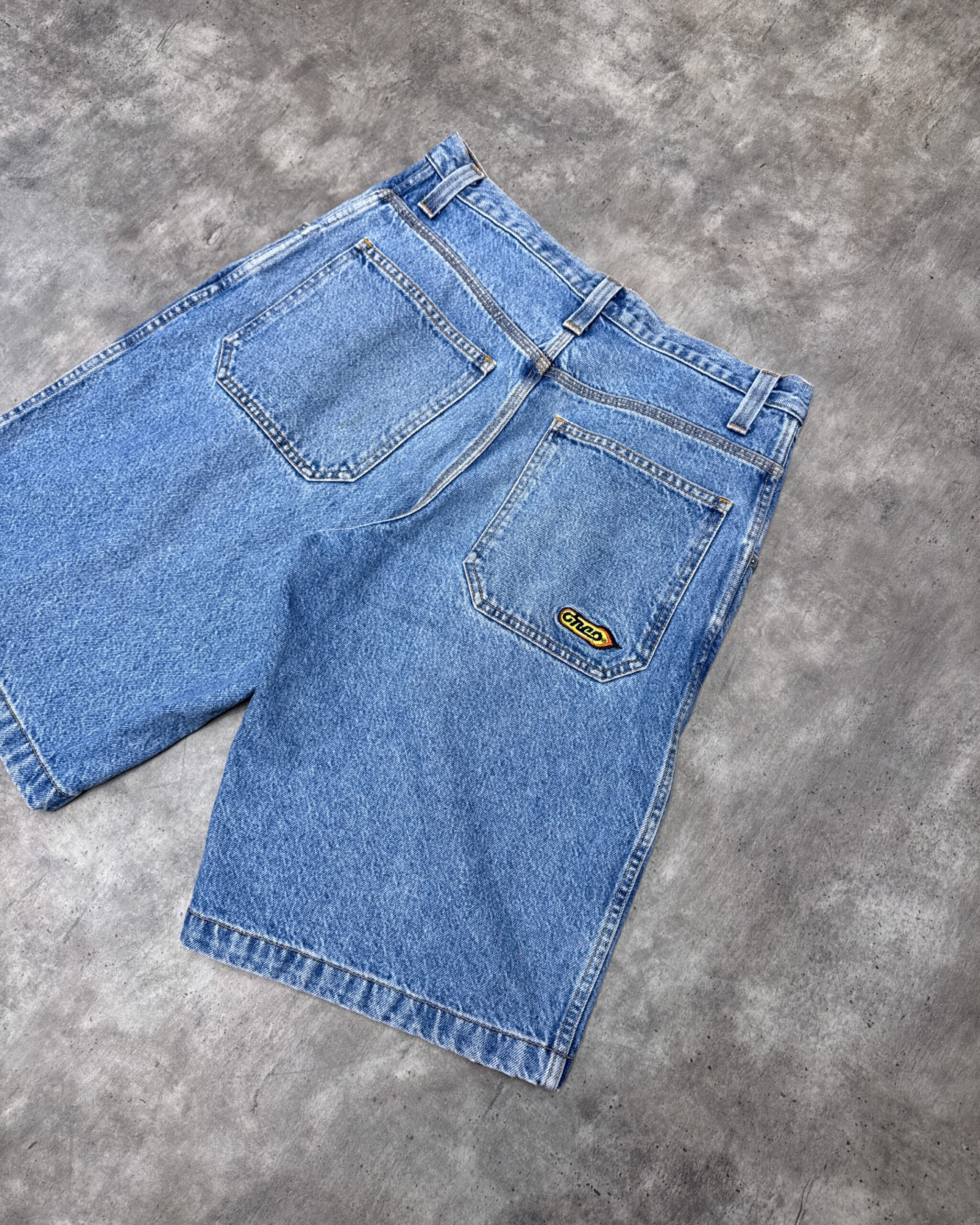 Apc 5725