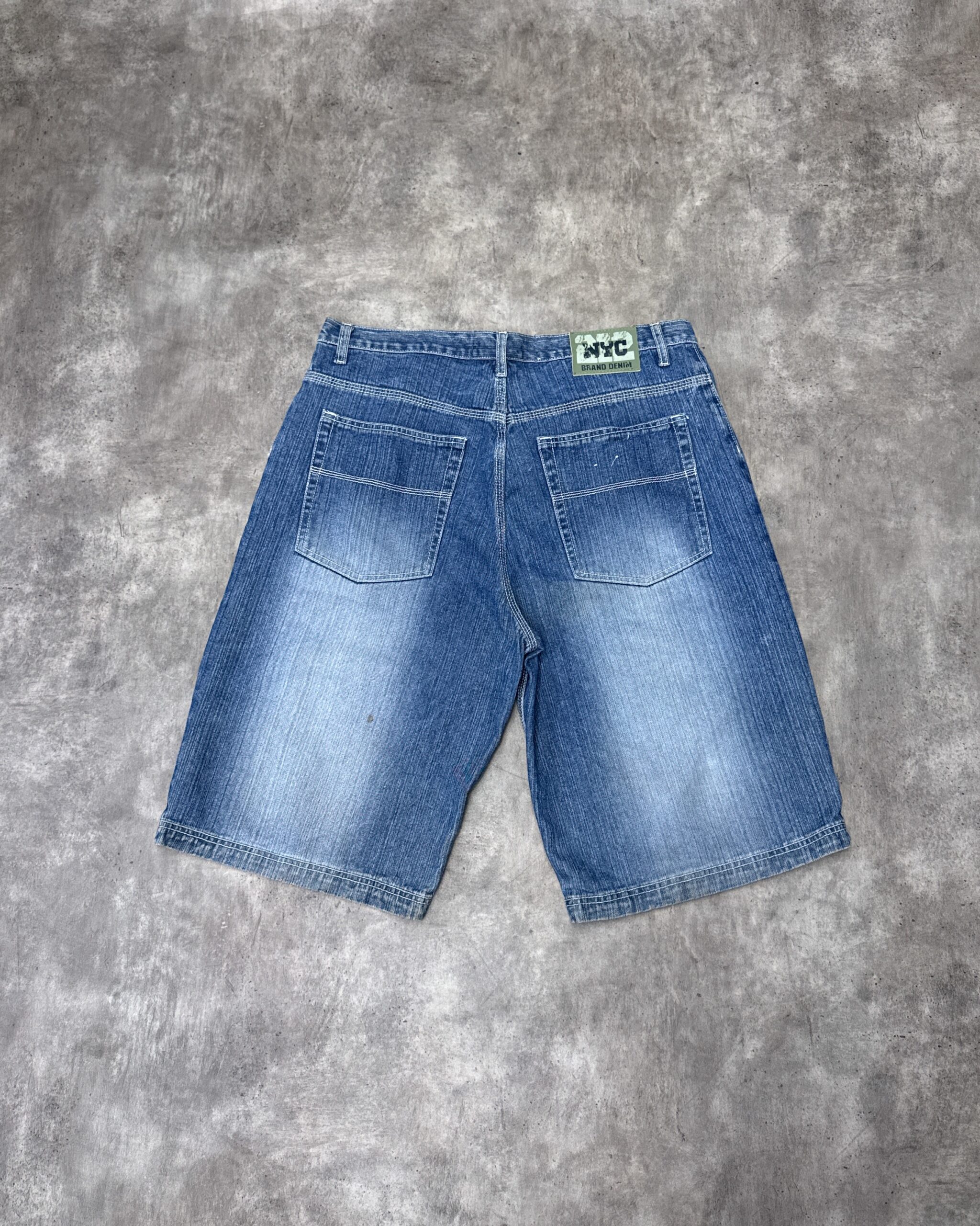 Apc 5736