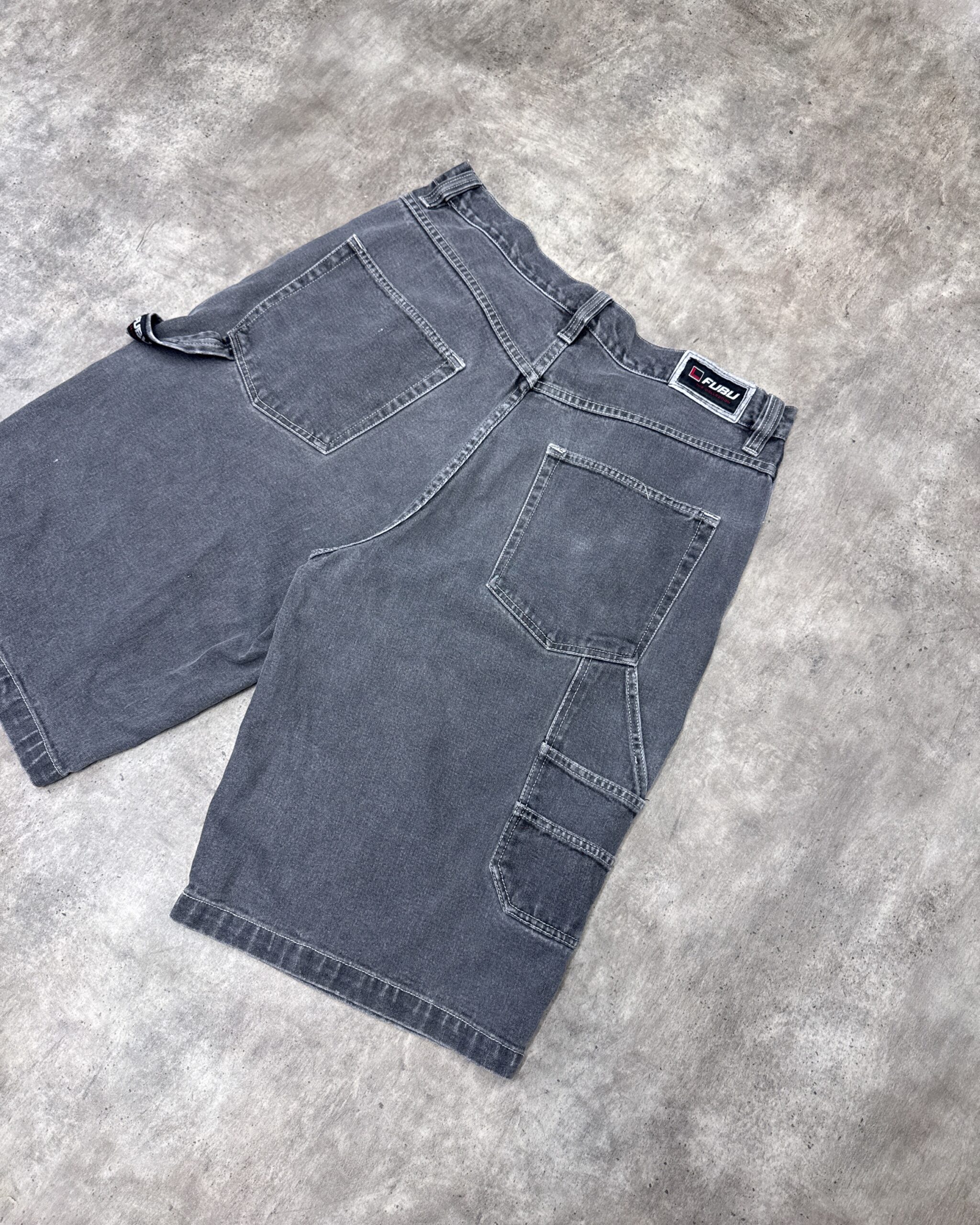 Apc 5743
